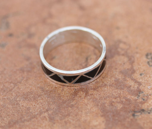 Navajo Silver Onyx Wedding Ring Size 8 1/2