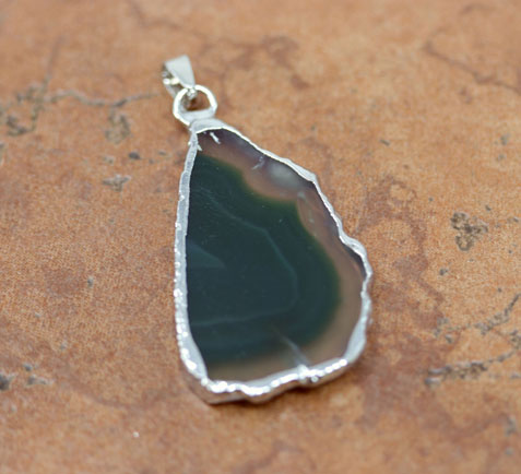 Sliced Agate Foil Edged Pendant