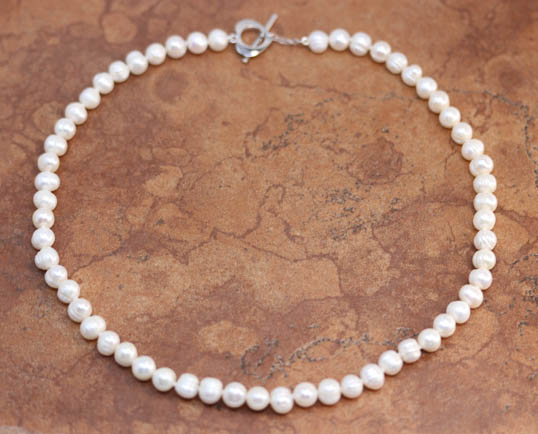 Genuine Pearl Beaded Necklace