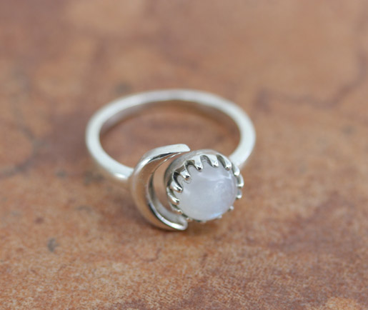 Sterling Silver Moonstone Ring Size 7_8