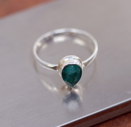 Sterling Silver Emerald Ring Size 7 1/2