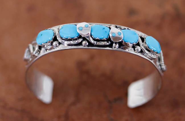 Zuni Native American Indian Stone Bracelet by Effie C.